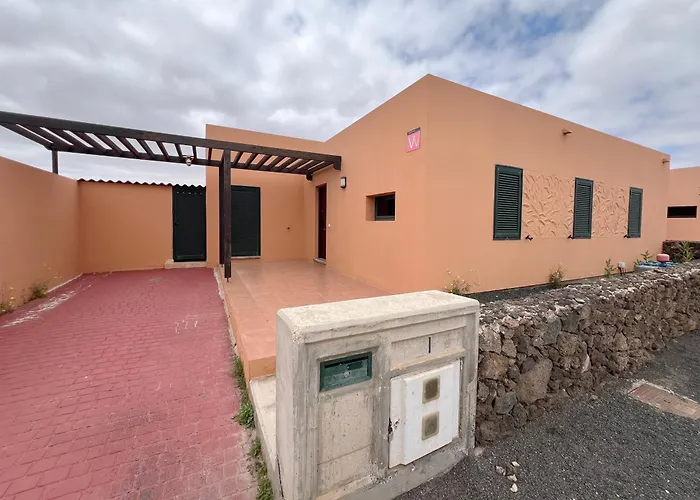 Anahi Homes Corralejo - Codeso 1